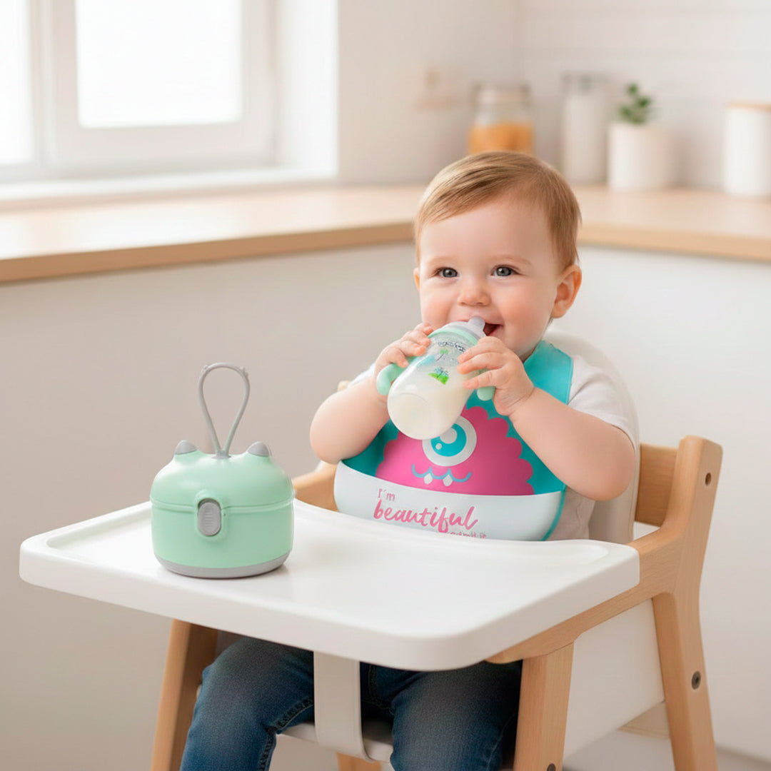 Set Bebé 3 Piezas - Biberón, Babero y Dispensador