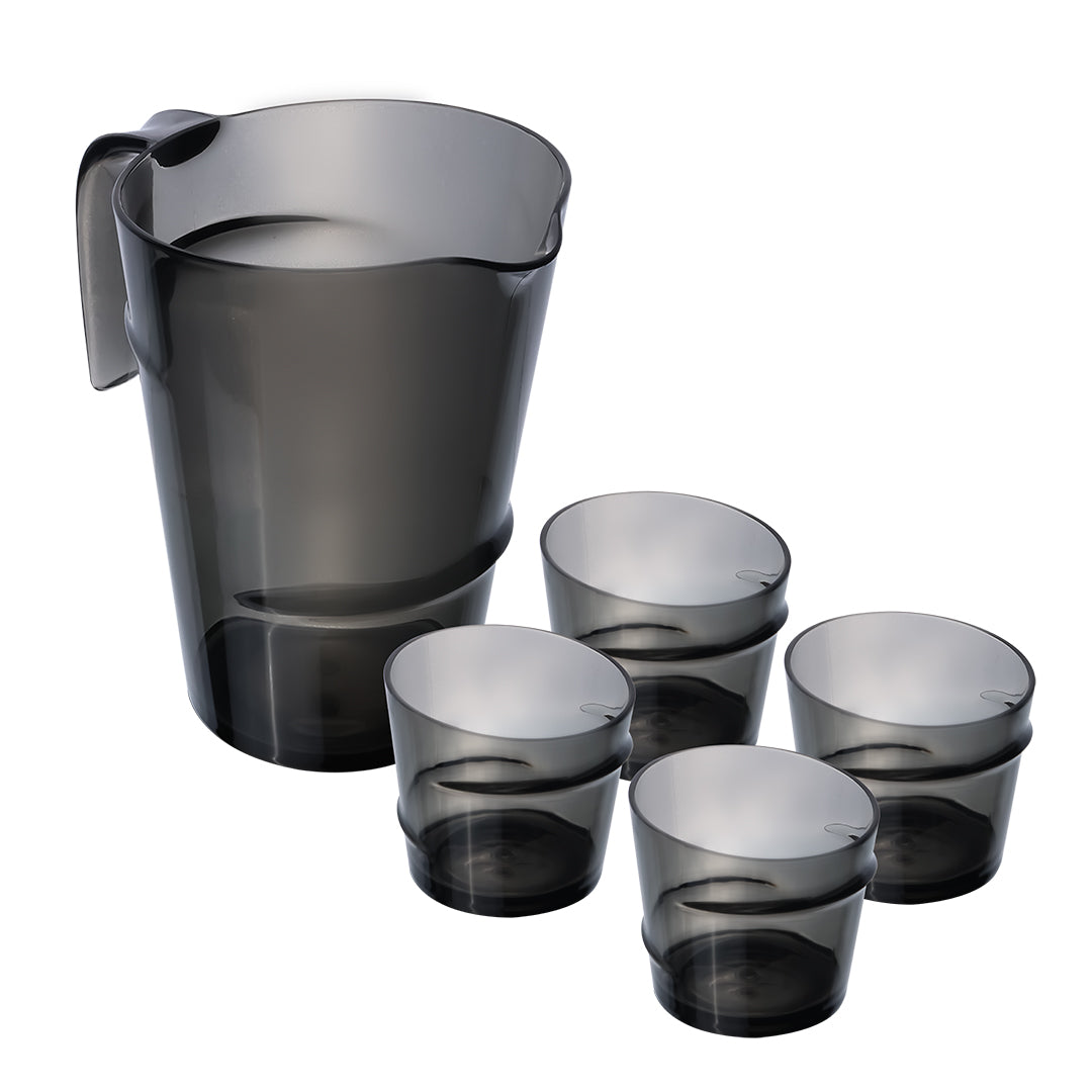 Set de Jarra Negra con 4 Vasos – Plástico Resistente