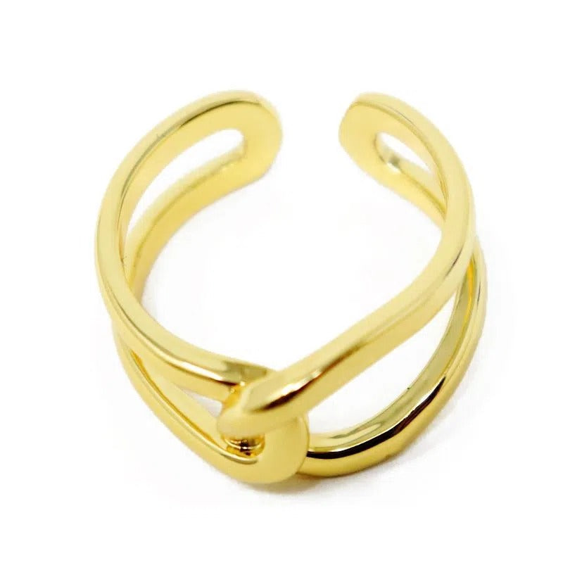 Anillo Cruzado Elegante – Color Dorado | Modelo LX-9628R