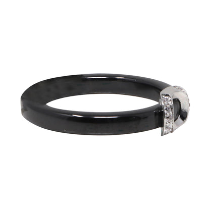 Anillo Negro con Aro Central y Piedras Brillantes