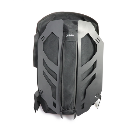 Mochila Negra con Caparazón