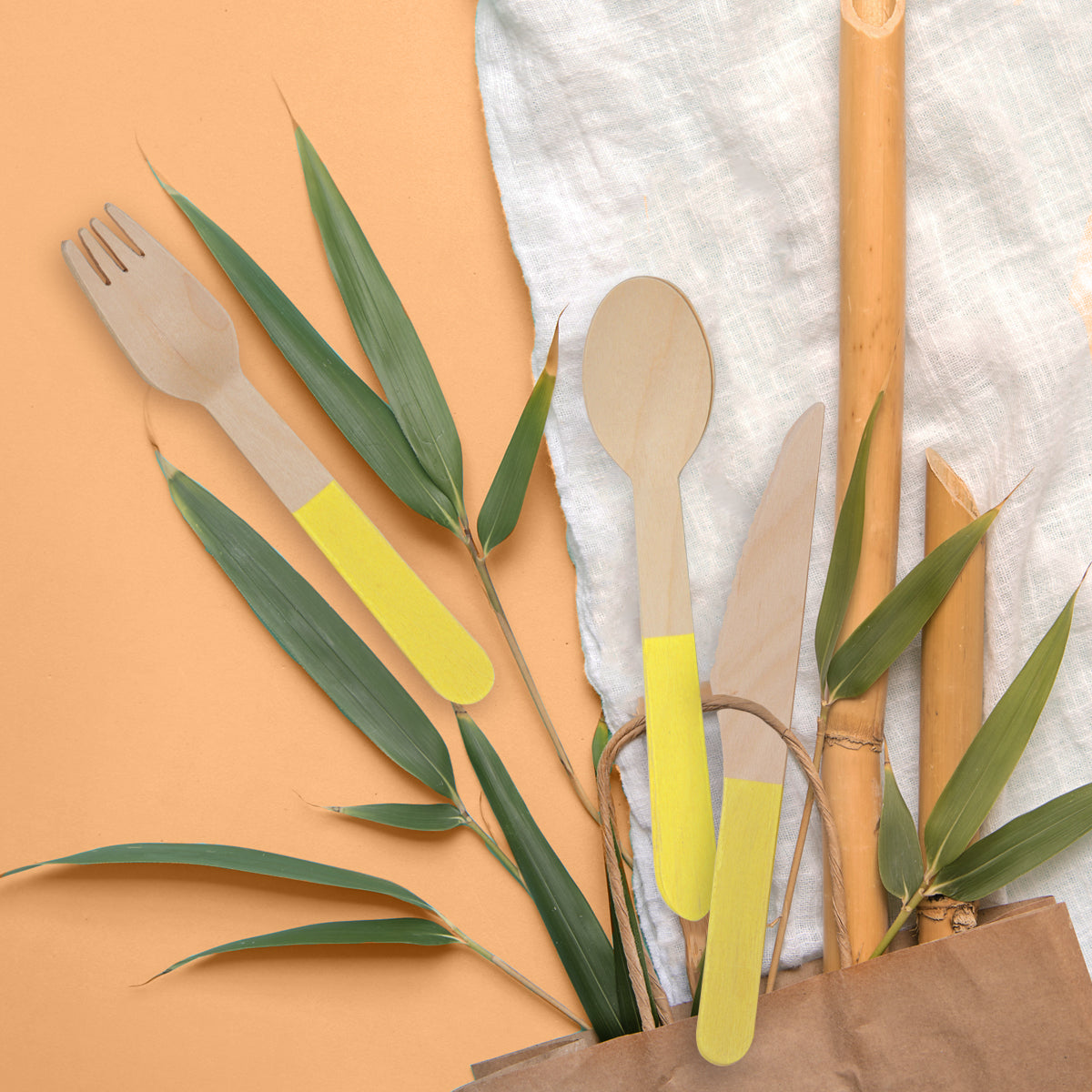 Set de Cubiertos de Madera para Fiesta Amarillo - 24 Piezas