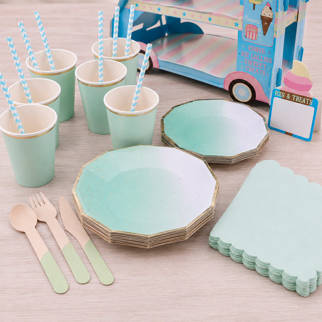 Kit de Fiesta Ice Cream Menta Delux: Platos, Vasos, Cubiertos, Popotes, Servilletas y Decoración