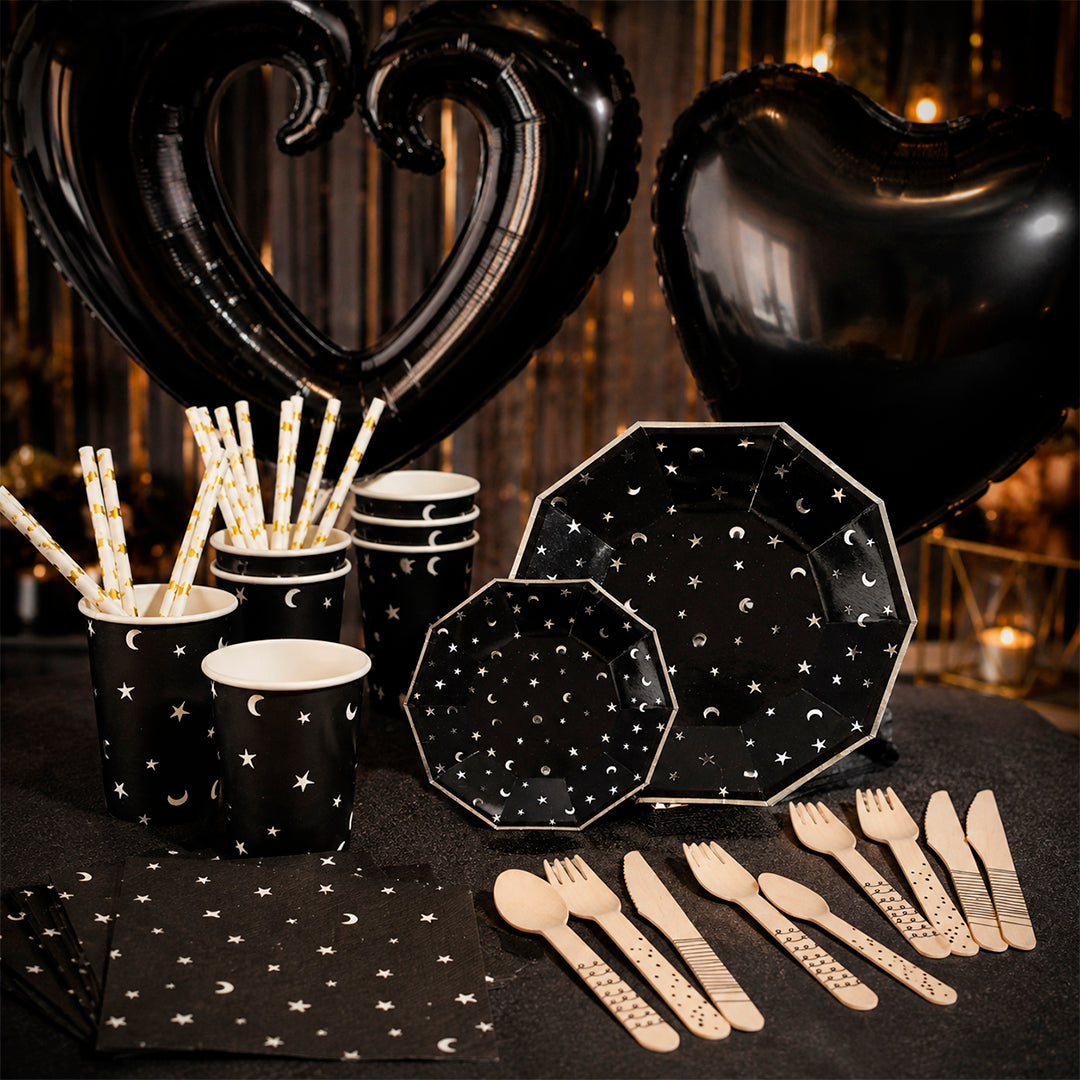 Kit de Fiesta Black is Black: Platos, Vasos, Cubiertos, Popotes, Servilletas y Decoración
