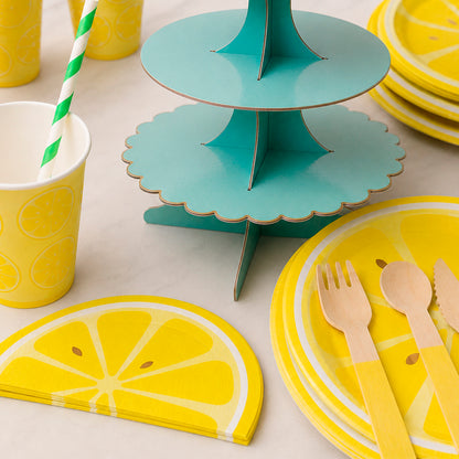 Kit de Fiesta Cítrica Lima: Platos, Vasos, Cubiertos, Popotes, Servilletas y Decoración