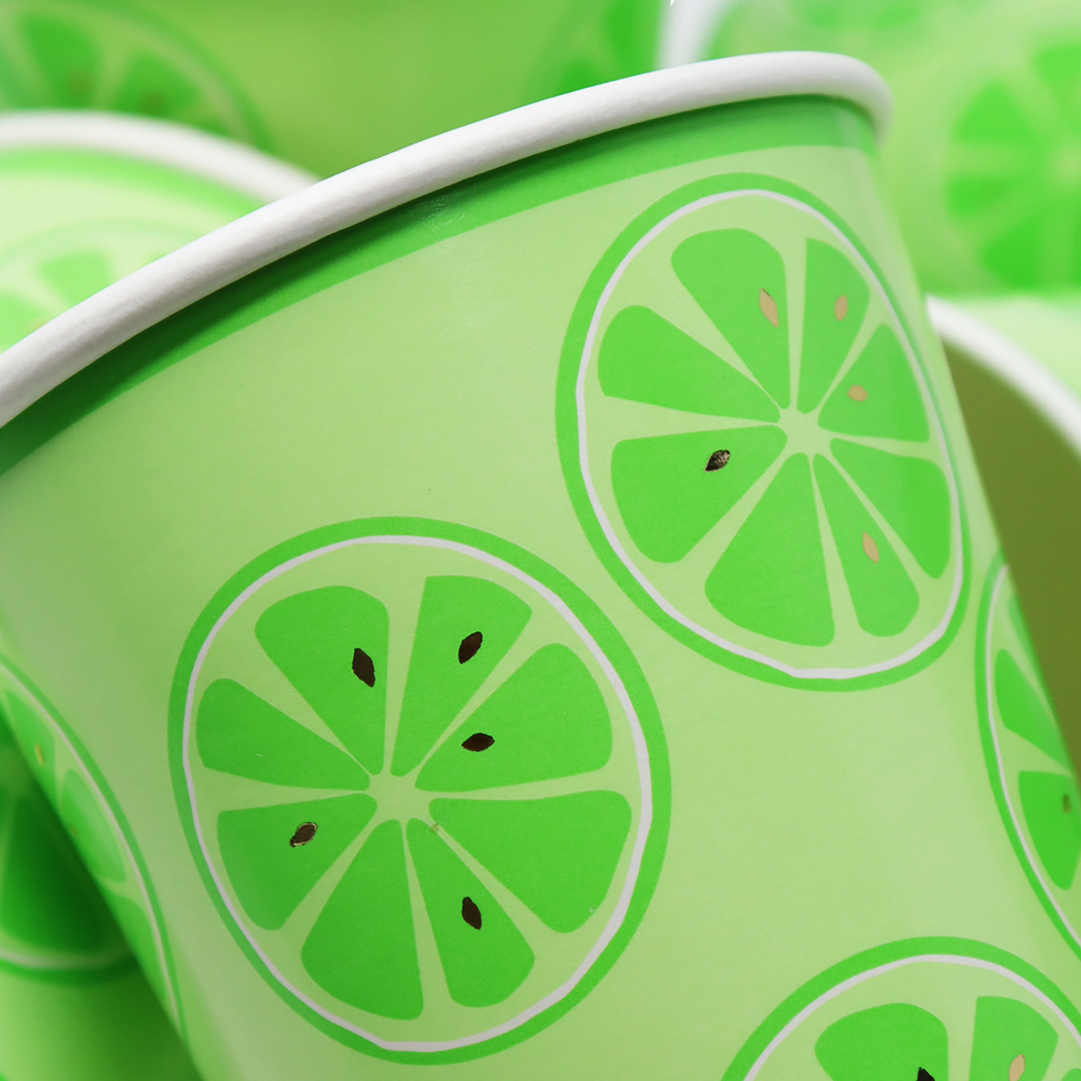 Kit de Fiesta Citrica Limon Verde: Platos, Vasos, Cubiertos, Popotes, Servilletas y Decoración