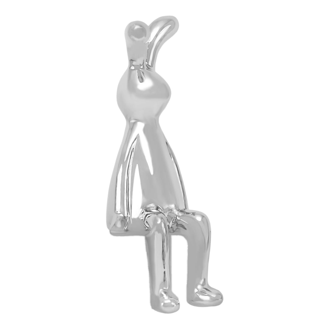 Figura Decorativa de Conejo Sentado con Acabado Plateado Brillante