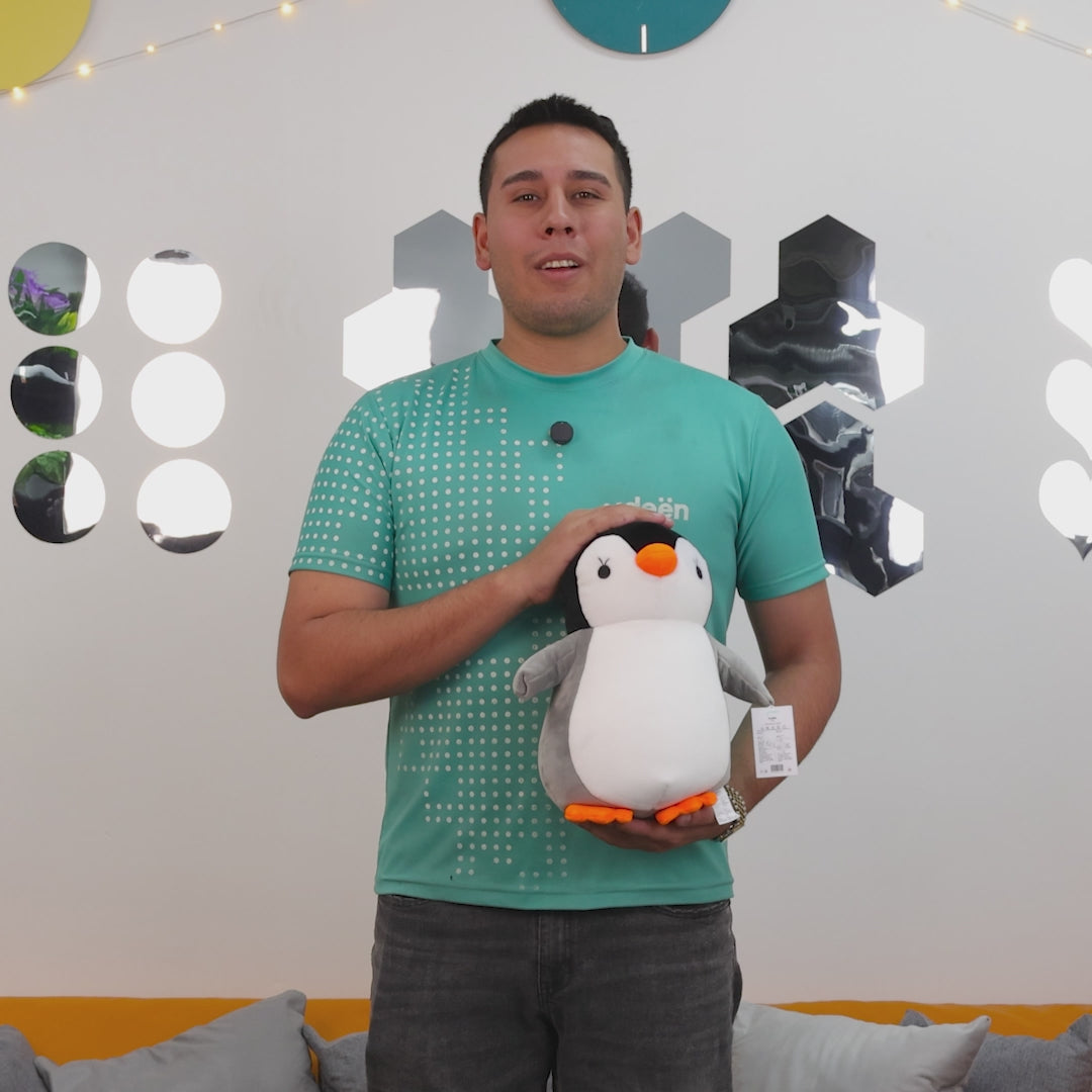 Muñeco de Peluche - Oswaldo el Pingüino