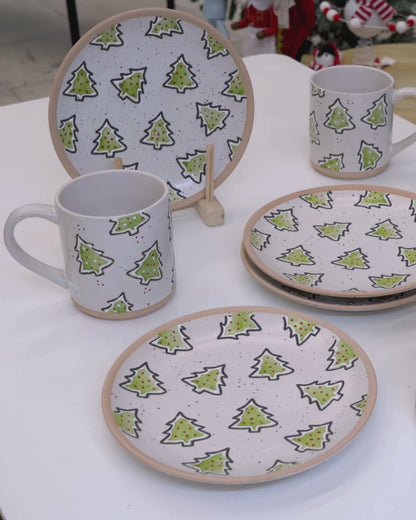 Set de Plato y Taza para 4 Personas - Árbol de Navidad 8 piezas